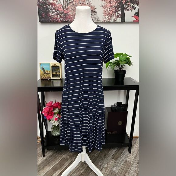 Old Navy Women’s shift Dress Striped Short Sleeve Round Neck Size M pullover - Picture 6 of 11